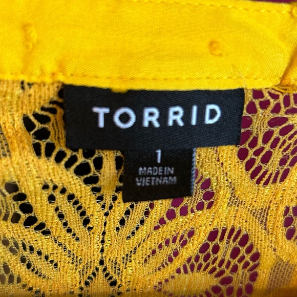 Torrid sheer blouse - Picture 2 of 2